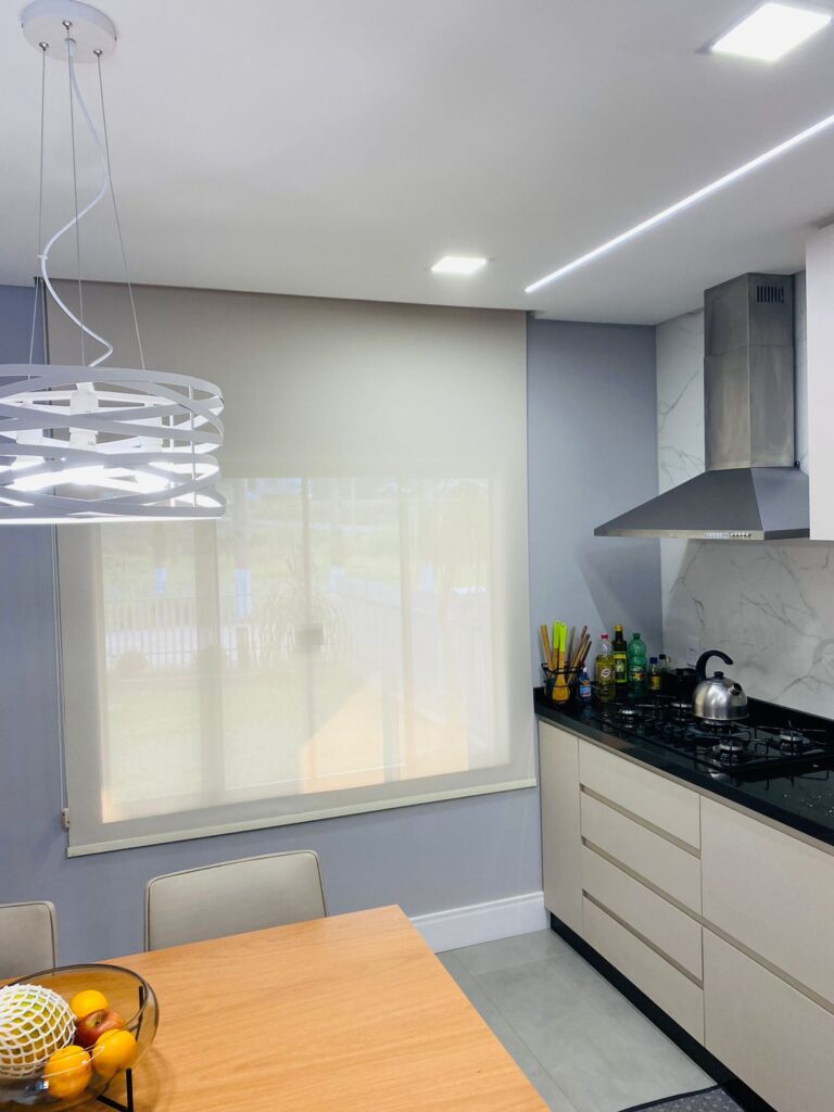 persiana rolô tela solar